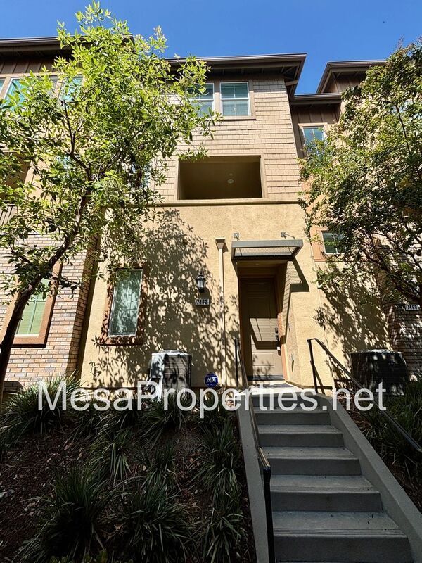 property at 7462 Solstice Pl