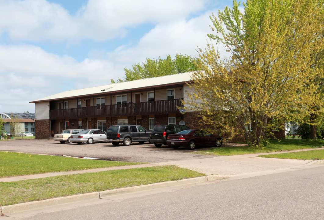 1156 Imperial Cir in Eau Claire, WI - Building Photo