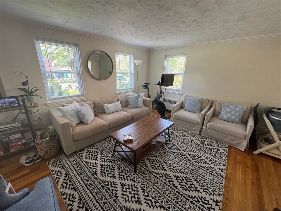 7-9 Payne Rd in Newton, MA - Building Photo