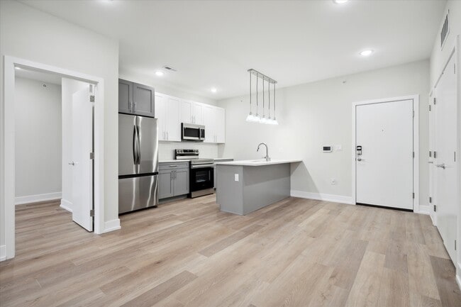 701 N 40th St, Unit #9