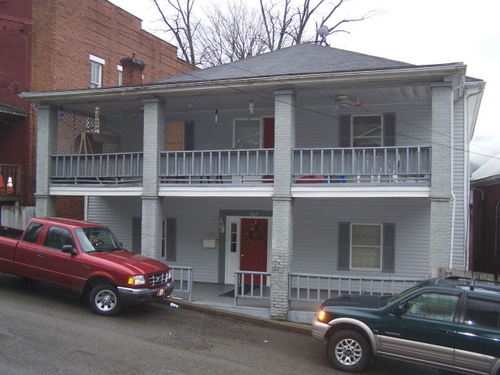 107 Joseph Ave in Williamson, WV - Foto de edificio - Building Photo