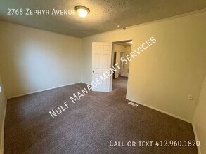 2768 Zephyr Ave in Pittsburgh, PA - Building Photo - Building Photo