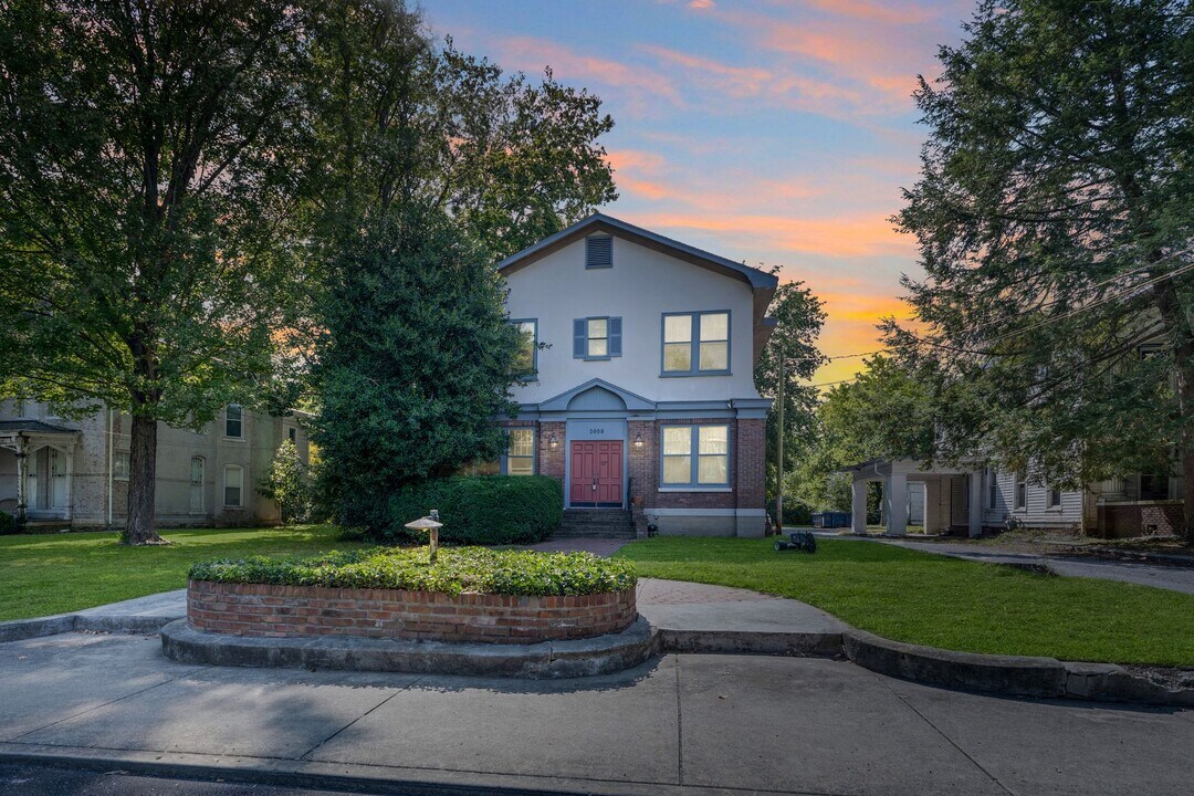 2008 S Main St in Hopkinsville, KY - Building Photo
