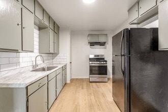 1500 J J Flewellen Rd in Waco, TX - Building Photo - Building Photo