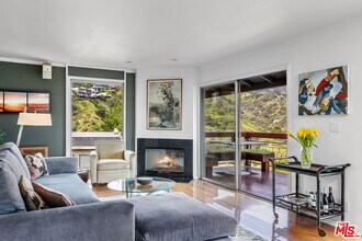 2843 Lambert Dr in Los Angeles, CA - Building Photo - Building Photo