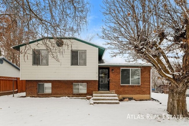 property at 785 E 650 S