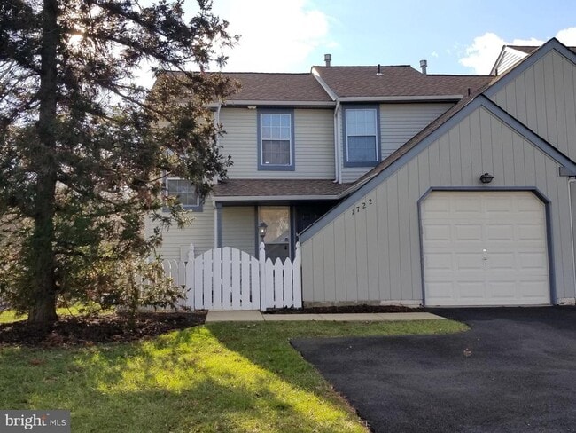property at 1722 McNelis Dr