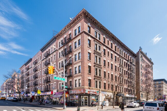 499 W 158th St