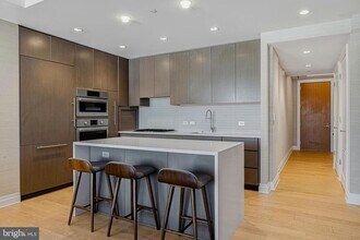 2501 M St NW in Washington, DC - Building Photo - Building Photo