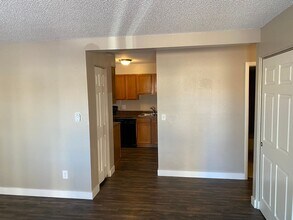 13160 E 13th Pl in Aurora, CO - Building Photo - Building Photo