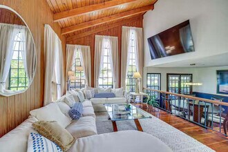 9 Francis St in Cocoa Beach, FL - Building Photo - Building Photo