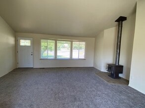 5502 Cynthia Ct in Yakima, WA - Building Photo - Building Photo