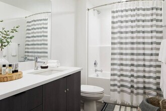 1122 Madison St in Seattle, WA - Building Photo - Building Photo