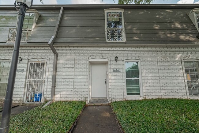 7805 Rue St Cyr St in Houston, TX - Building Photo - Building Photo