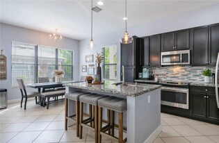 9865 W 34th Ct, Unit 9865 in Hialeah, FL - Building Photo