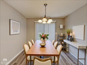 15466 Ten Point Dr in Noblesville, IN - Building Photo - Building Photo