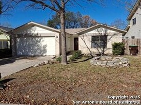 7423 Longing Trail in San Antonio, TX - Building Photo