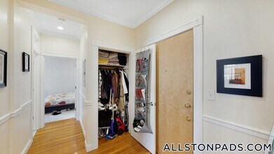 15 Glenville Ave in Boston, MA - Building Photo - Building Photo