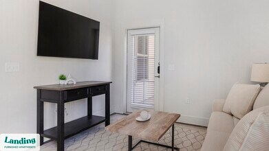 20915 Wilderness Oak in San Antonio, TX - Building Photo - Building Photo