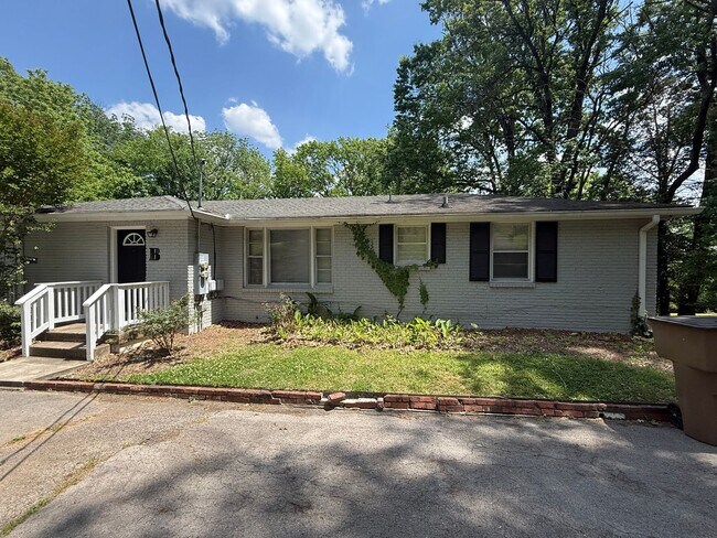 928 Rodney Dr in Nashville, TN - Building Photo - Building Photo