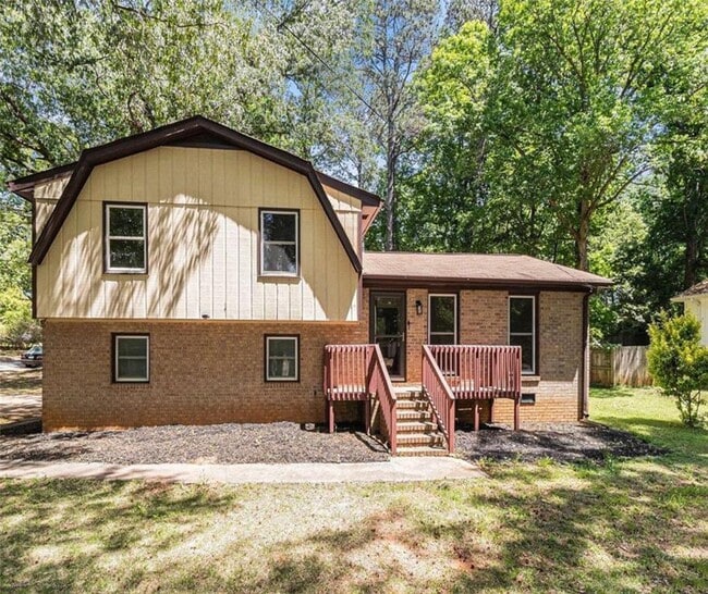 property at 240 Wellington Dr
