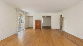 3515 E 1st St in Long Beach, CA - Building Photo