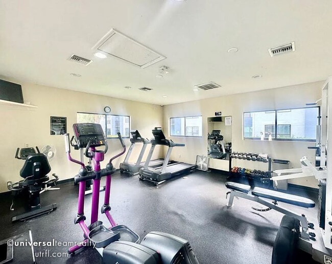 13565 Eagle Ridge Dr in Ft. Myers, FL - Building Photo - Building Photo