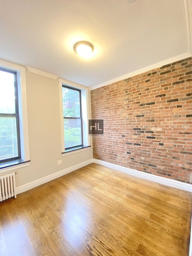 Mott Street in New York, NY - Building Photo - Building Photo