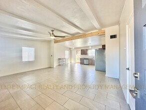 2140 N Northway Ave in Tucson, AZ - Building Photo - Building Photo
