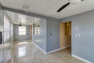 6240 SW 22nd Ct in Miramar, FL - Building Photo - Building Photo
