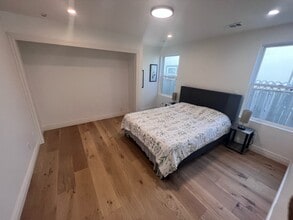 404 Grayson Ct in Menlo Park, CA - Building Photo - Building Photo