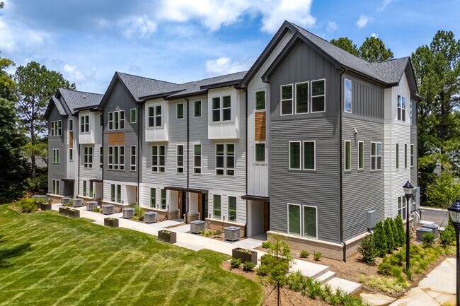 Ballantyne Townhomes at Elm in Charlotte, NC - Building Photo - Primary Photo