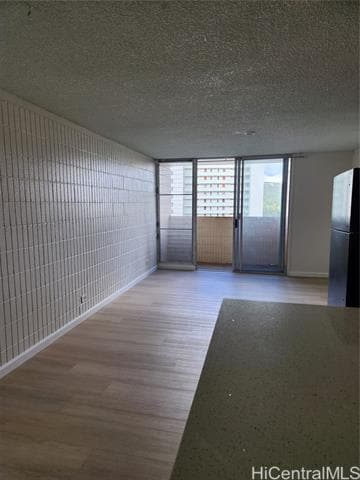 801 Ala Nioi Pl in Honolulu, HI - Building Photo - Building Photo