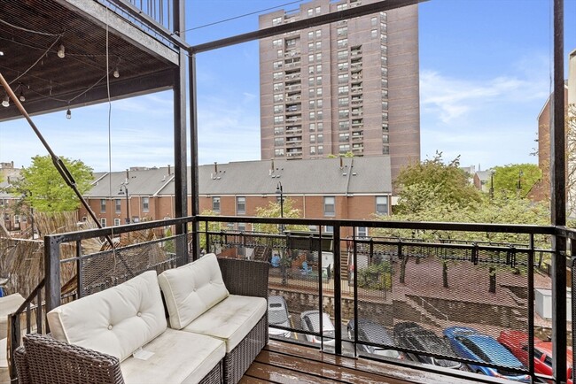 28 Upton St, Unit 3 in Boston, MA - Building Photo - Building Photo