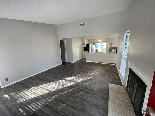 12613 Tree Line Dr in Austin, TX - Building Photo - Building Photo