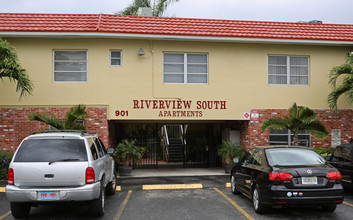 Riverview South Apartments in Fort Lauderdale, FL - Building Photo - Building Photo