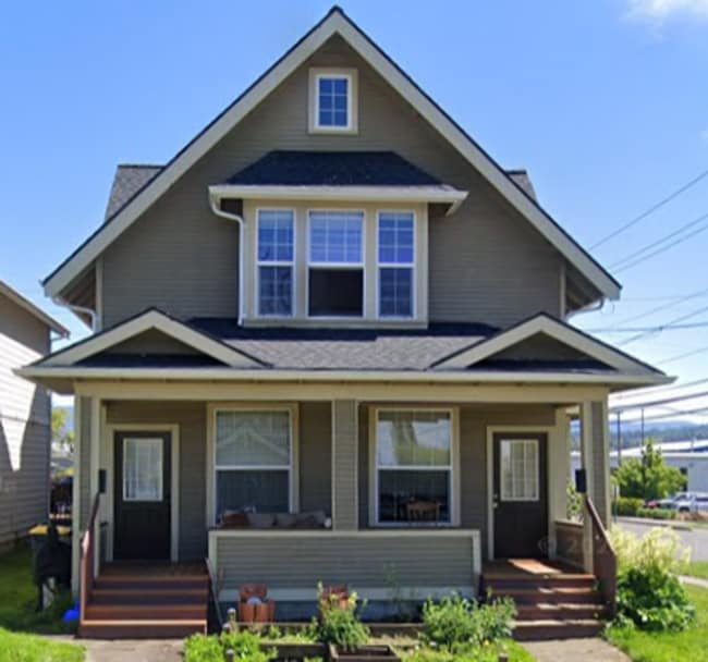 property at 2100 Ellis St