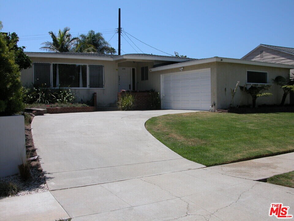 6446 Riggs Pl in Los Angeles, CA - Building Photo