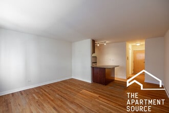 628 W Wrightwood Ave, Unit 305 in Chicago, IL - Building Photo - Building Photo