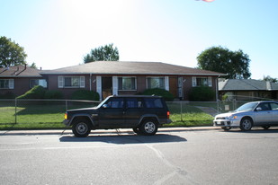 3205-3209 Locust St Apartments