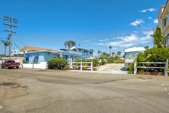 934 S Myers St in Oceanside, CA - Foto de edificio - Building Photo