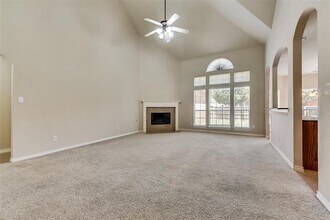 10670 Astoria Dr in Frisco, TX - Foto de edificio - Building Photo