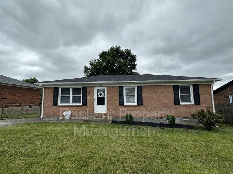 530 Foxwood Dr Photo