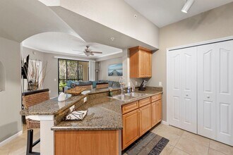 12955 Positano Cir in Naples, FL - Building Photo - Building Photo