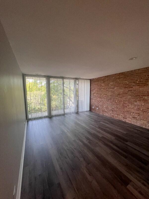 5550 Abbey Dr, Unit 5550-3H in Lisle, IL - Building Photo - Building Photo