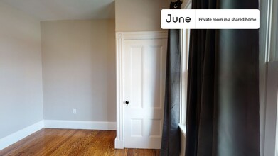 Private bedroom in 4 bed/2 bath Home in Boston, MA - Building Photo - Building Photo