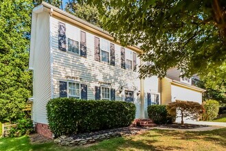 8540 Glade Ct in Huntersville, NC - Building Photo - Building Photo