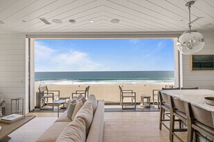 2200 The Strand in Manhattan Beach, CA - Building Photo
