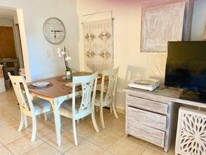 4374 Hillview Dr, Unit B in Malibu, CA - Building Photo - Building Photo