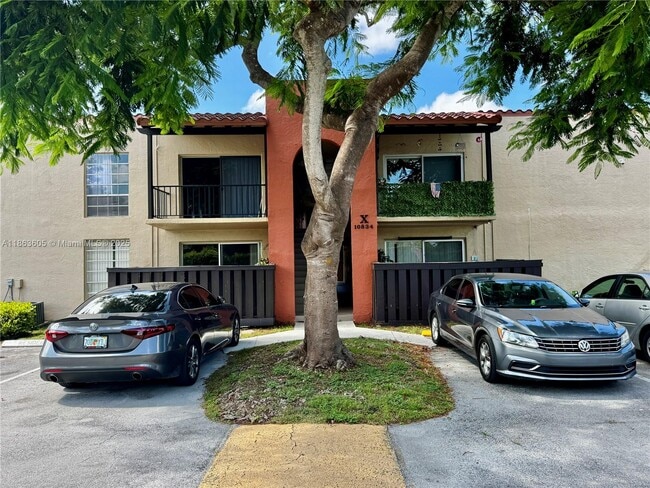property at 10834 N Kendall Dr